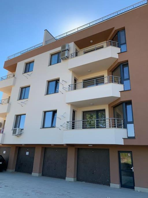 Rowing Base Apartment Plovdiv Ngoại thất bức ảnh
