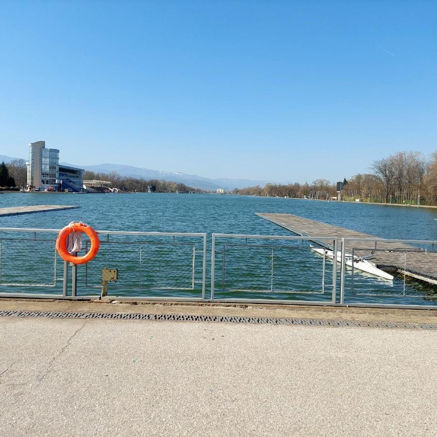 Rowing Base Apartment Plovdiv Ngoại thất bức ảnh