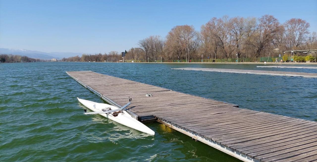 Rowing Base Apartment Plovdiv Ngoại thất bức ảnh